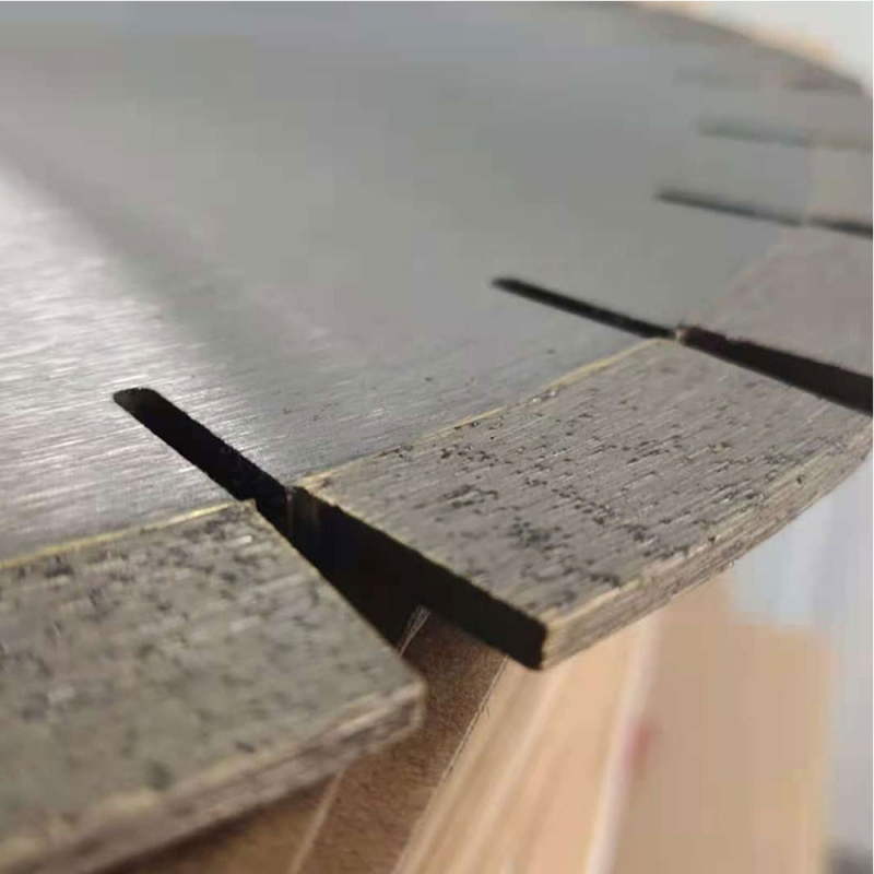 Алмазный диск 400 мм для резки камня и гранита