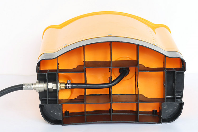 Internal Anti-Shift Baffle System 5-Gallon Fire Backpack Pump