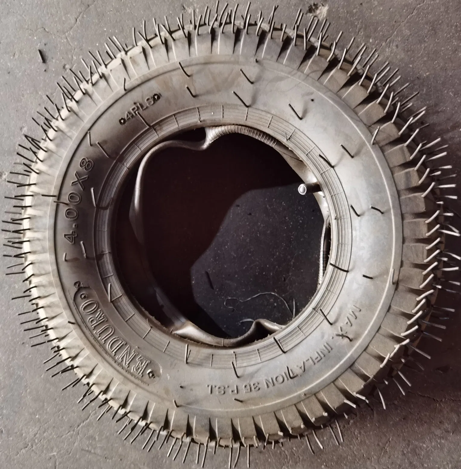 High Quality 16 Inch 4.80/4.00-8 4.00-8 Wheels for Pneumatic Tyre Wheelbarrow