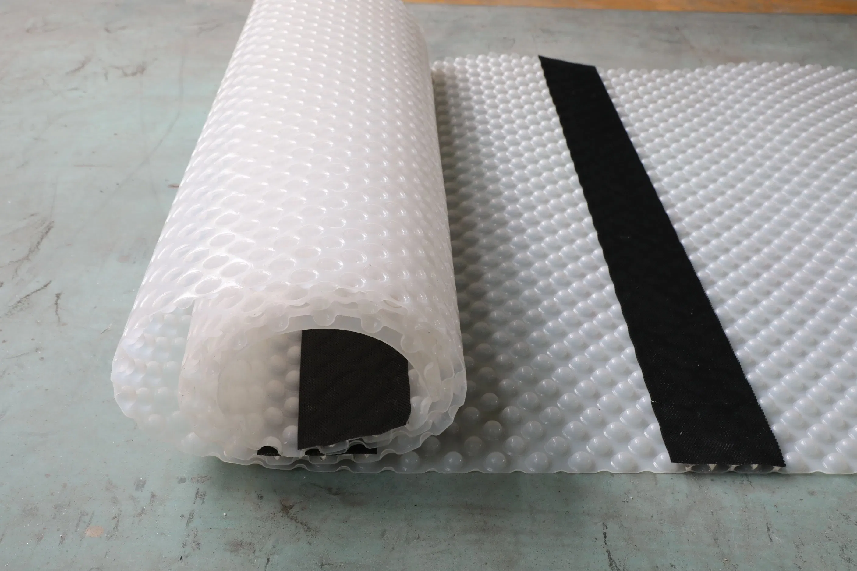 PE Self-Adhesive Dimple Drainage Board Dimple Board for Wall Drainage Dimple Mat for Foundation Wall