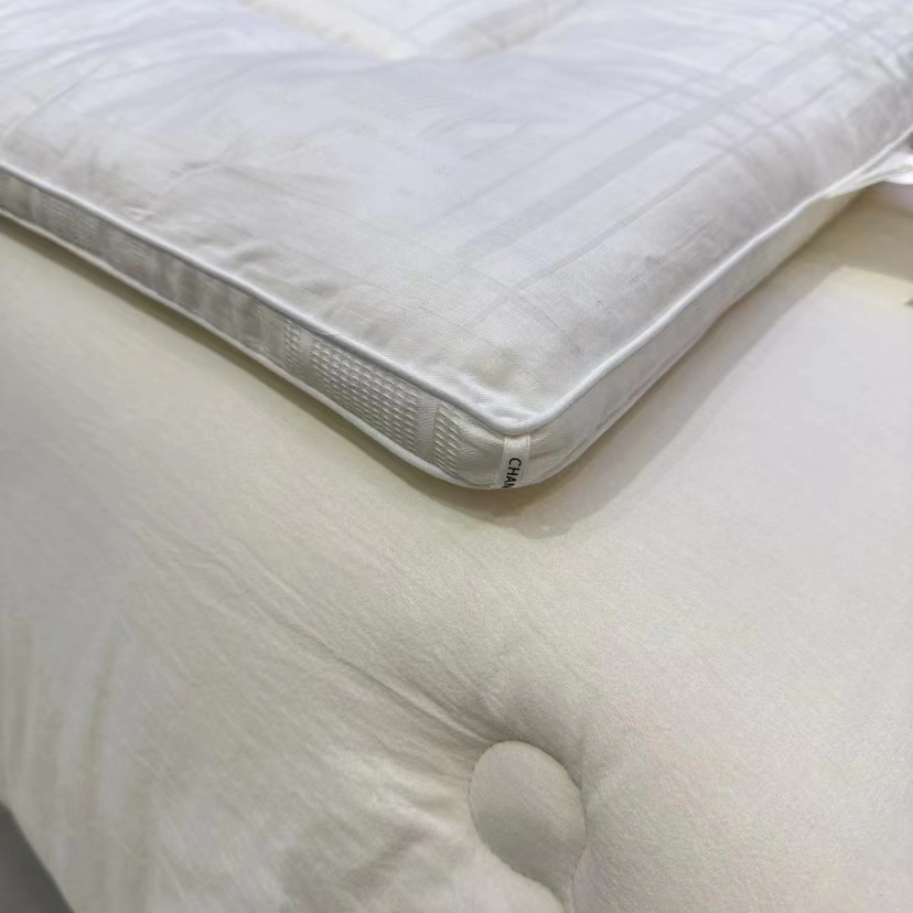 Premium All Cotton Soybean Fiber Quilts for Cozy Autumn Nights