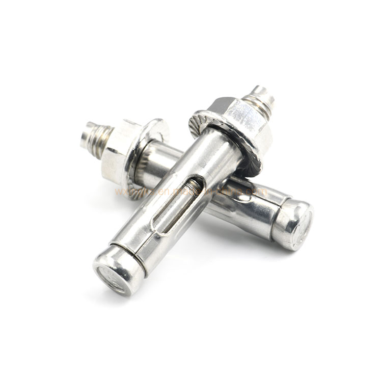 Анкерный болт с гайкой и распорной втулкой