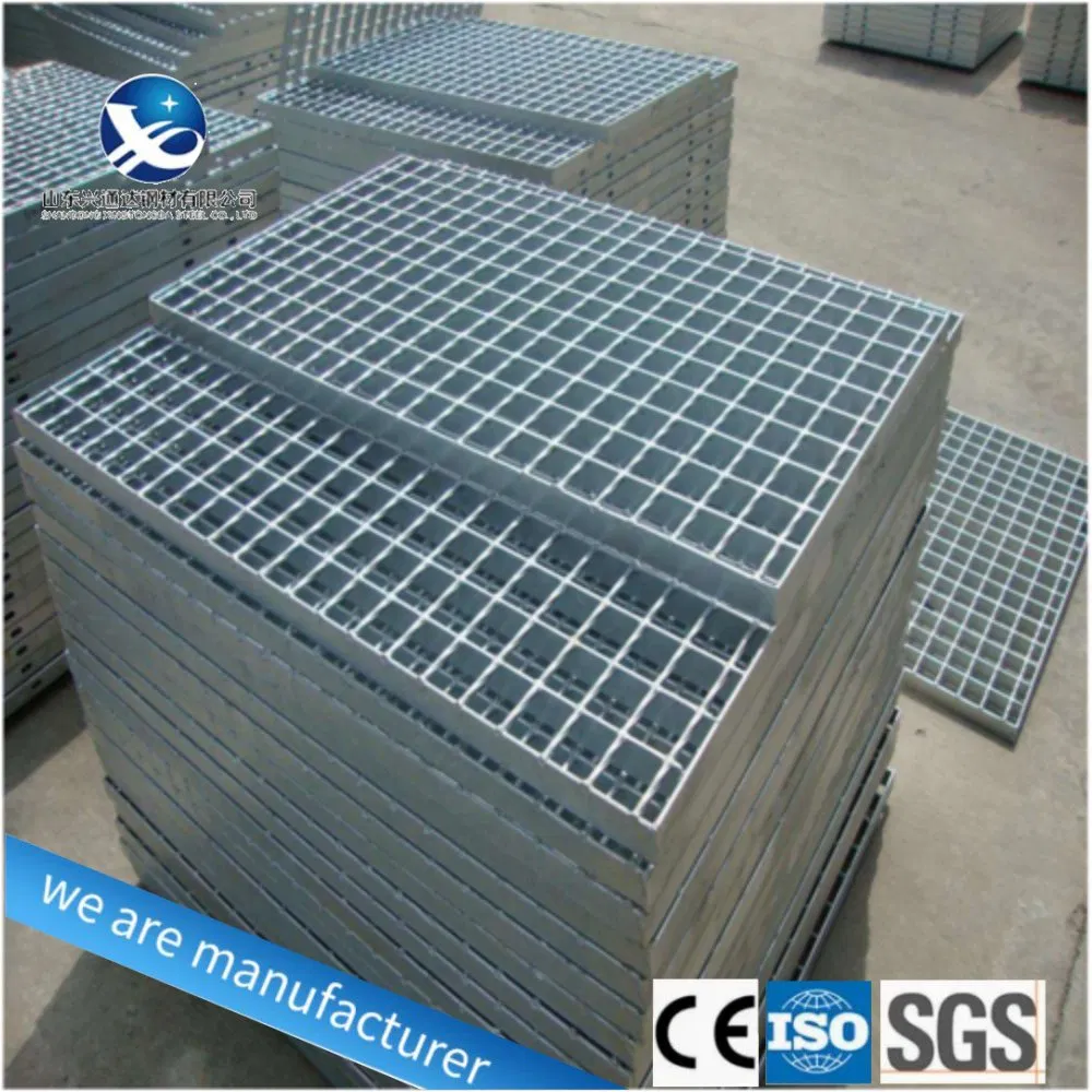Manufacturer's Wholesale Price Industrial Hot Dipped Galvanized Serrated Bar Steel Grating for Farmhouse Factory