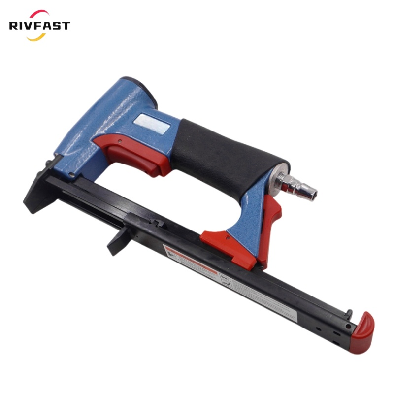 Пневматический степлер Rivfast 8016, 21ga, для мебели