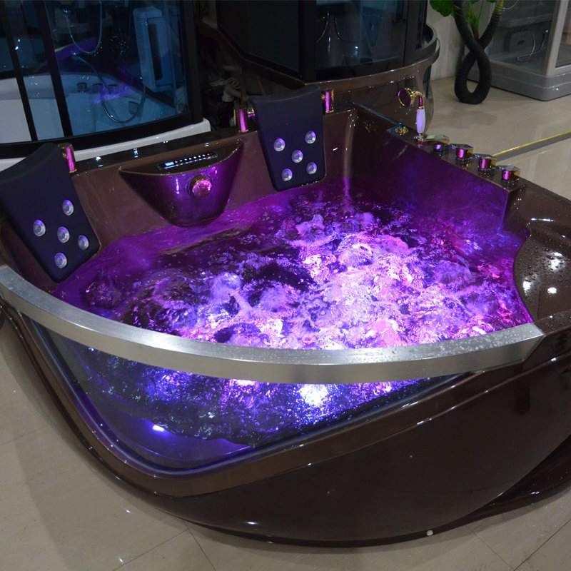 Угловая ванна для двоих с гидромассажем 1500 мм