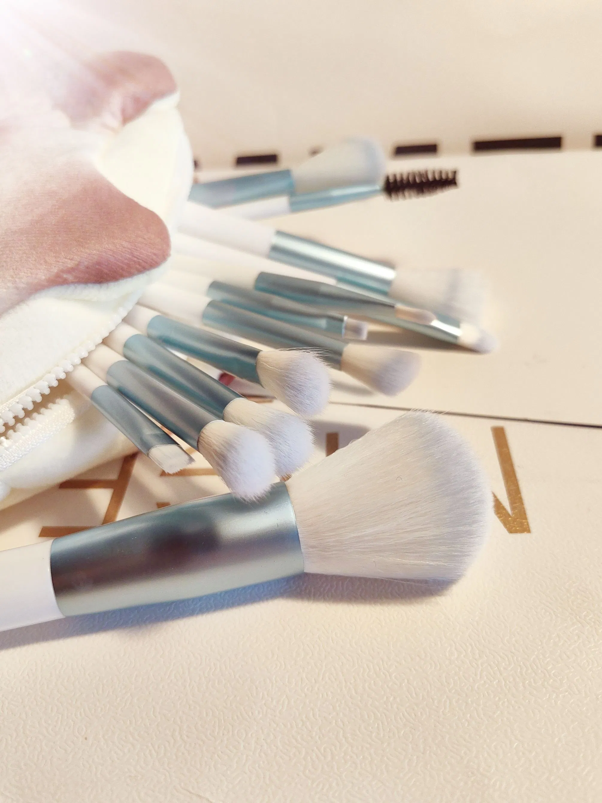 2025 Luxury Makeup Brush Blusher Brush Eco-Friendly Makeup Brush