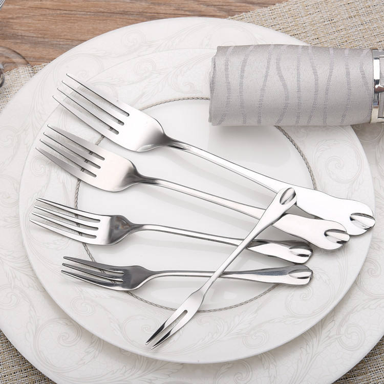 Hot Sale Stainless Steel Dinner Forks Metal Dessert Fork Silver Colored Dinnerware Stirring Small Fork for Dessert