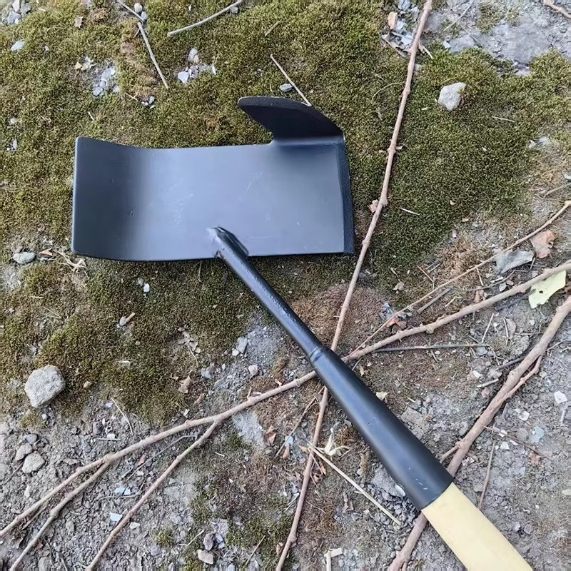 Factory Direct Sales Carbon Steel Hoe with Long Wooden Handle for Garden