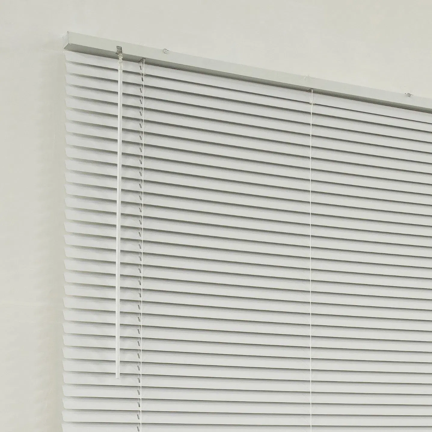 Vikson High Quality 16/25/50mm Salt Cordless Blinds PVC Venetian Blinds