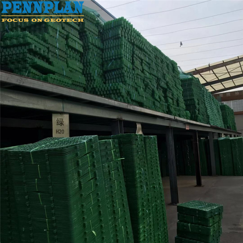 HDPE Grass Paver for Parking Lot Green Black Plastic Grass Grid Walkway