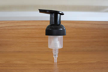 Cosmetic Packaging Aluminium Plastic Gold Sprayer Pump Lotion Pump