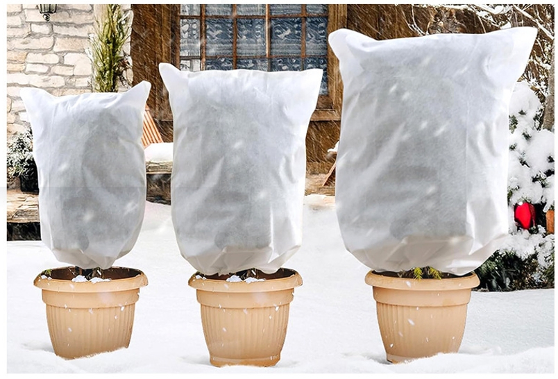 White Plant Covers Freeze Protection Plant Frost Protection Covers Plant Protection Winter Cover Drawstring Bags Cold Frost Season Extension Blanket
