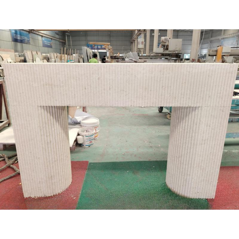 Europe Style Home Decor Natural Stone Fireplace Wholesale Price Customized Size and Shape Fluted Tile Calacatta White/Gold Marble Fireplace Surround