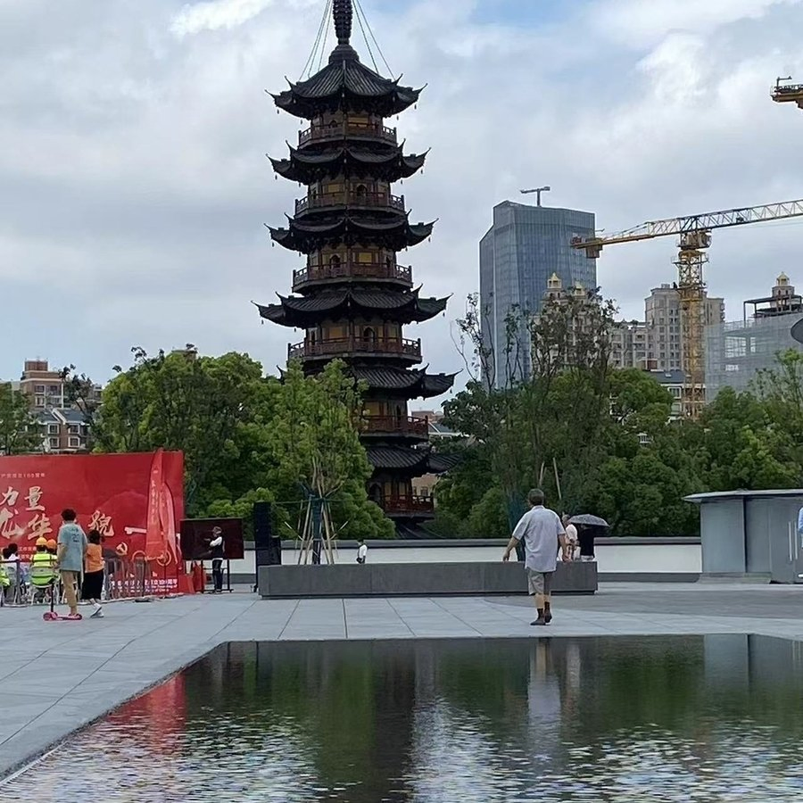 China Manufacturers Low Price Luxury Natural Marble Slab for Modern Flooring Solutions