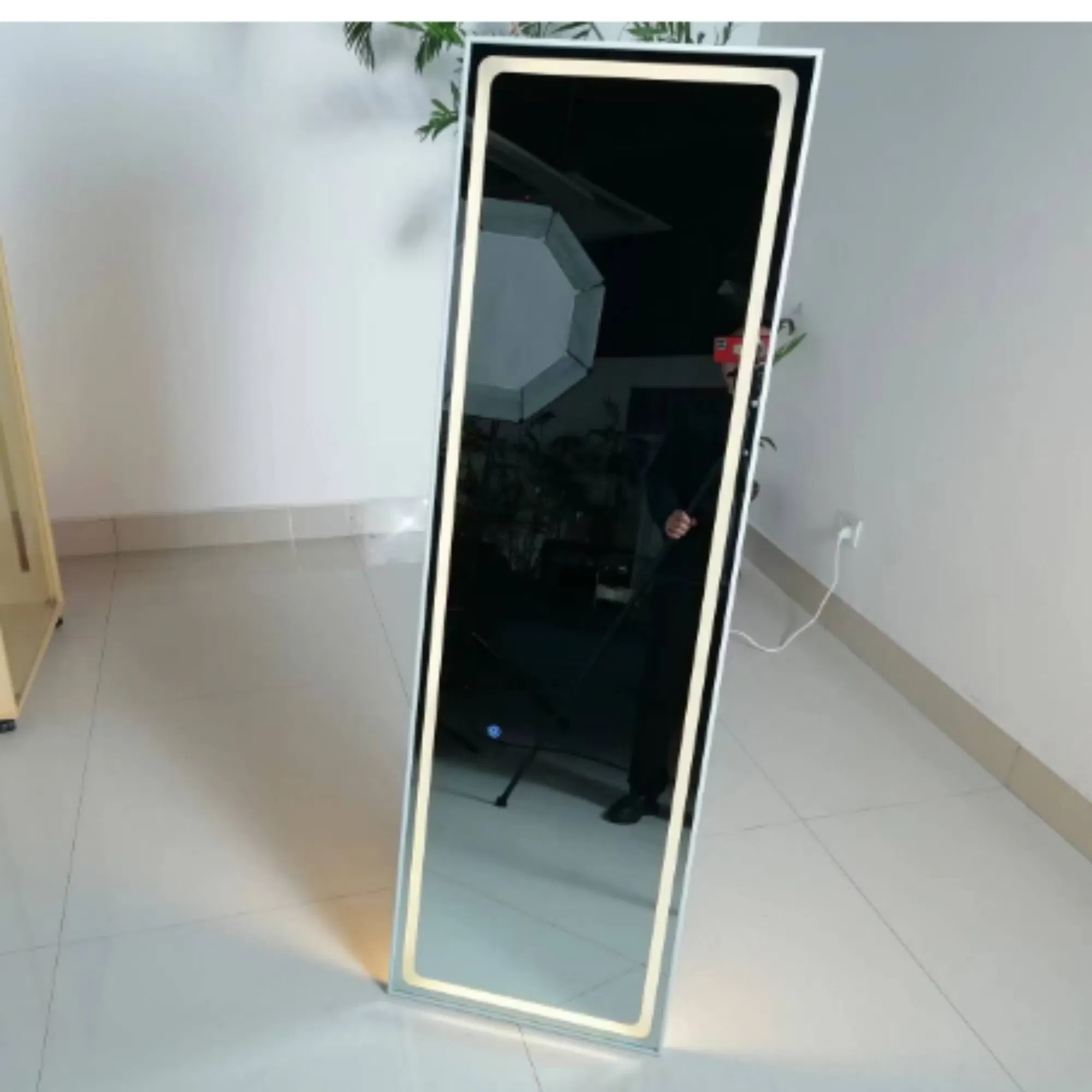 LED Smart Mirror for Hotel Vanity Mirror with Aluminum Frame