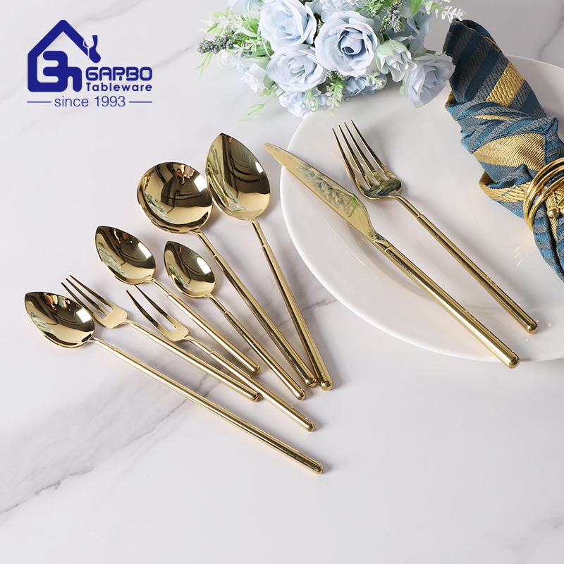Handmade Mirror Polish Electronic-Plating Golden Stainless Steel Portugal Style Dinner Steak Fork Long Metal Handle Fork for Eating Dinner in Hotel Party