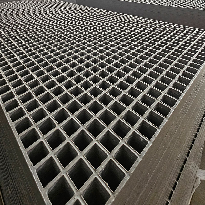 Pultruded FRP Grating China Manufacturer Safe Lightweight Flooring Solution for Cooling Towers Chemical Factories Power Plants Deck