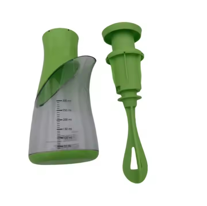 Customized Color Salad Dressing Mixer Plastic Salad Dressing Shaker Bottle