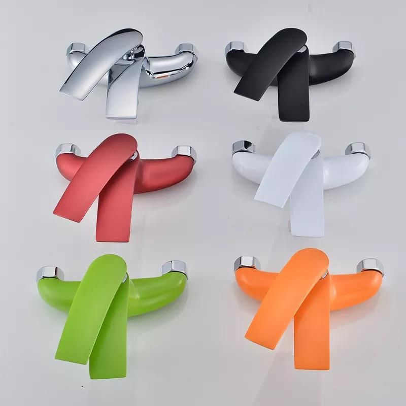 Manufacturers Wholesale New High Quality Household Modern Luxury Shower Set Bathroom Shower Sets Modern Shower Set