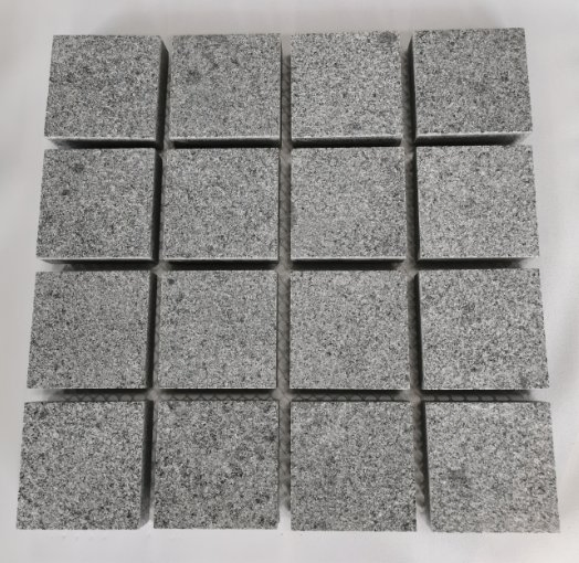 Natural Grey Granite Cube Stone with Nesh Cobble Paving Stone Outdoor