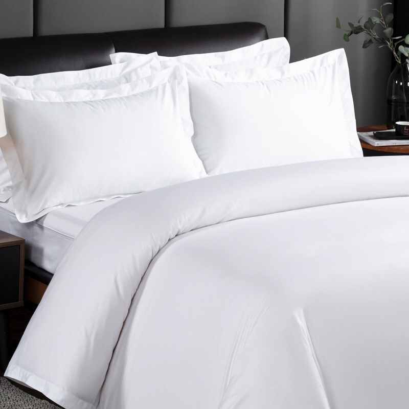 ODM/OEM Hotel Home Textiles Four-Piece Set Bedroom Bed Linen Thickened Bed Sheet Pure White Comforter Duvet Quilt Cover Sabanas Wholesale Polyester Bedding Set