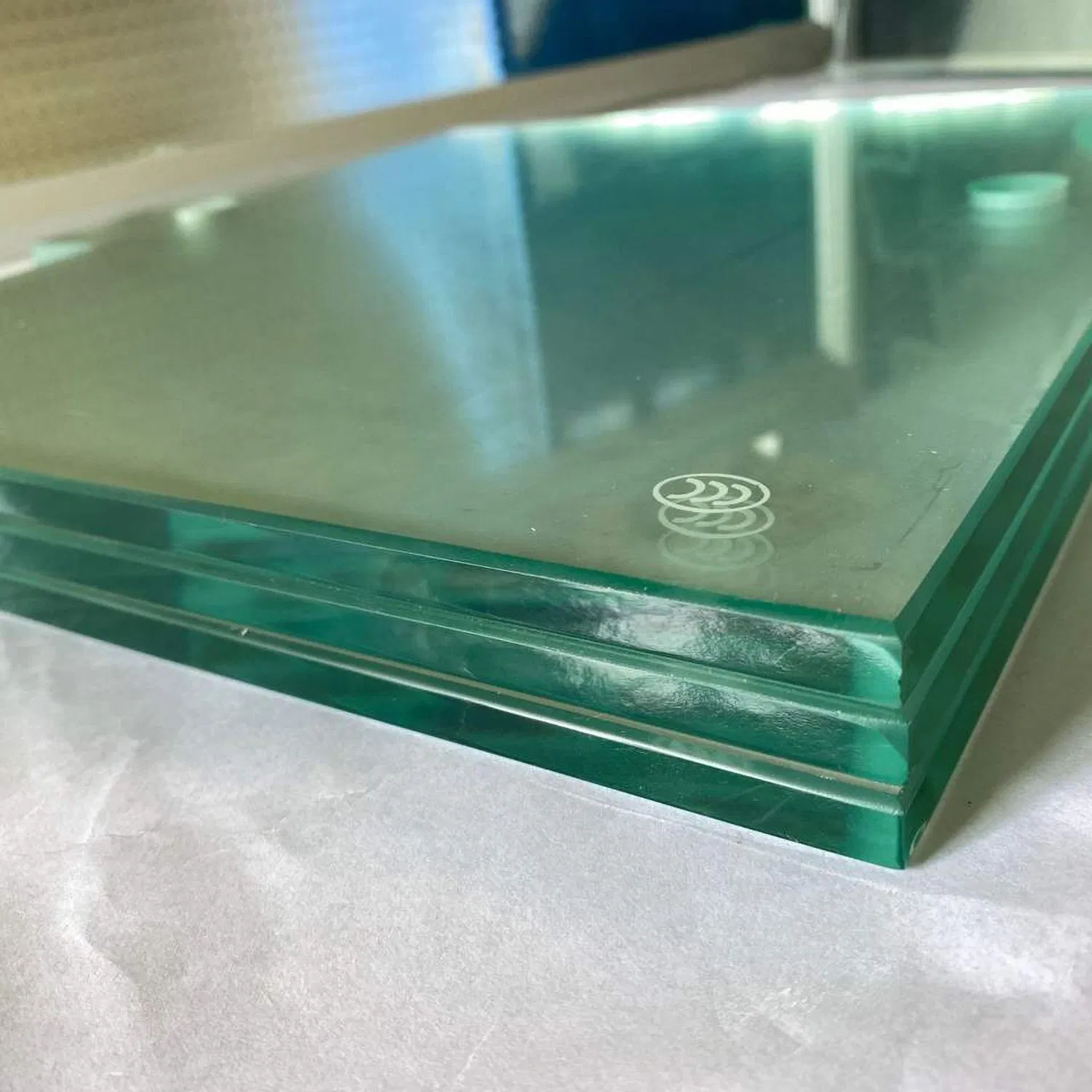 Hot Sale Factory Direct Sales Deep Produce Tempered Tinted Colored Building Glass