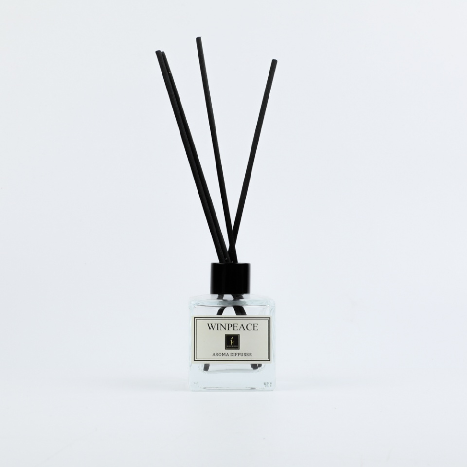 Long-Lasting Scent Invigorating OEM Service Scent Aromatherapy Diffuser for Car