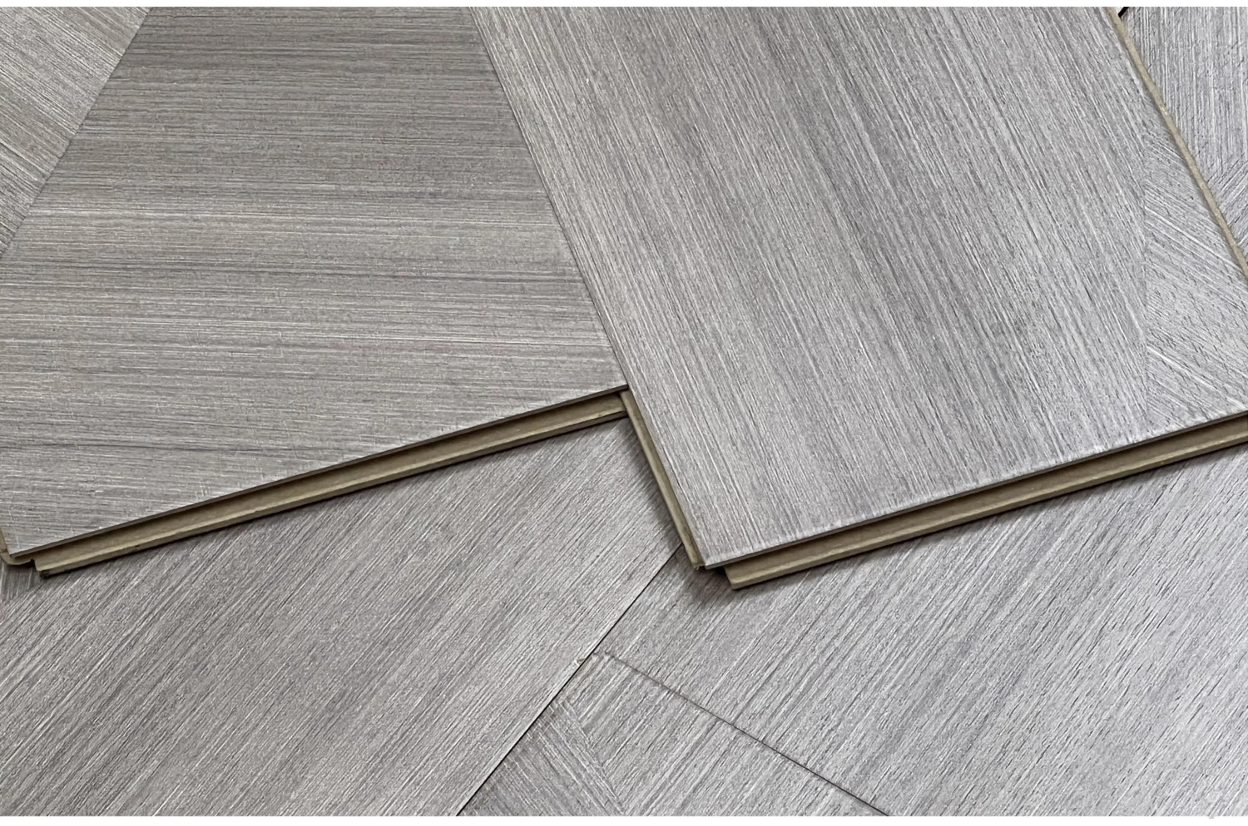 Contemporary Click Wood Flooring - Trendy Designs
