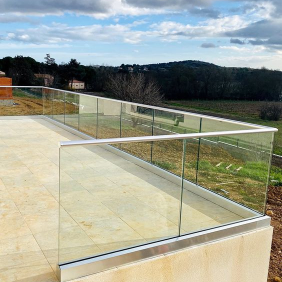 Indoor Stairs Glass Railing System Aluminu Shoe Base Glass Baluster