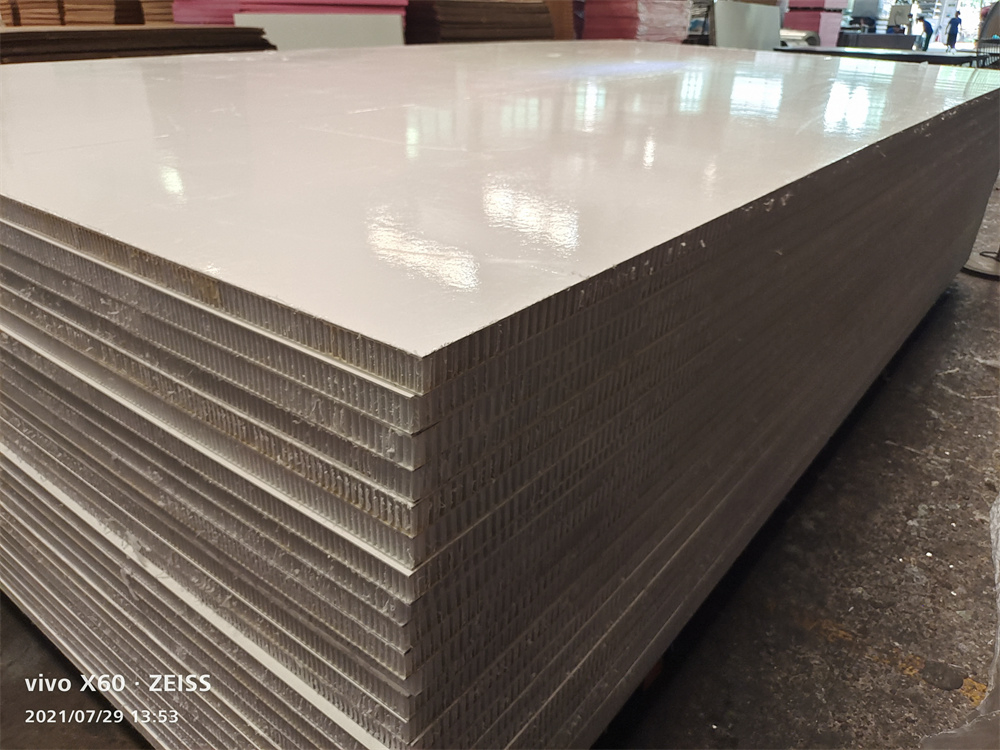 Durable One-Piece FRP PP Honeycomb Panel for Trailers