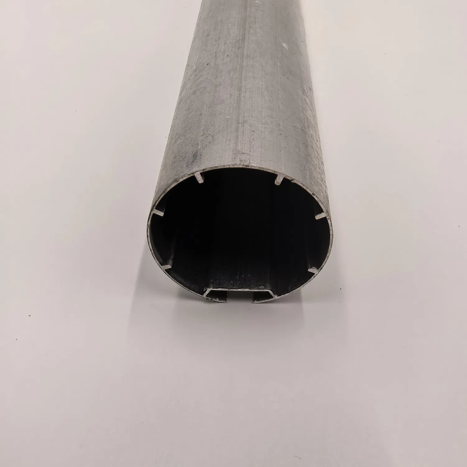 Anodized Corrosion-Resistant Aluminum Curtain Track for Medium-Heavy Curtain Systems