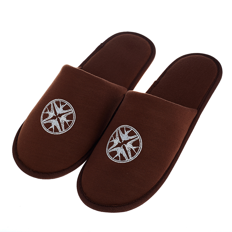 Wholesale 5 Star SPA Hotel Room Slippers Custom Logo Anti-Slip Dotted Fabric Sole Disposable House Guest Slippers