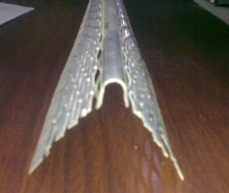 Expand Mesh 32mm Diamond Mesh Galvanized Corner Bead