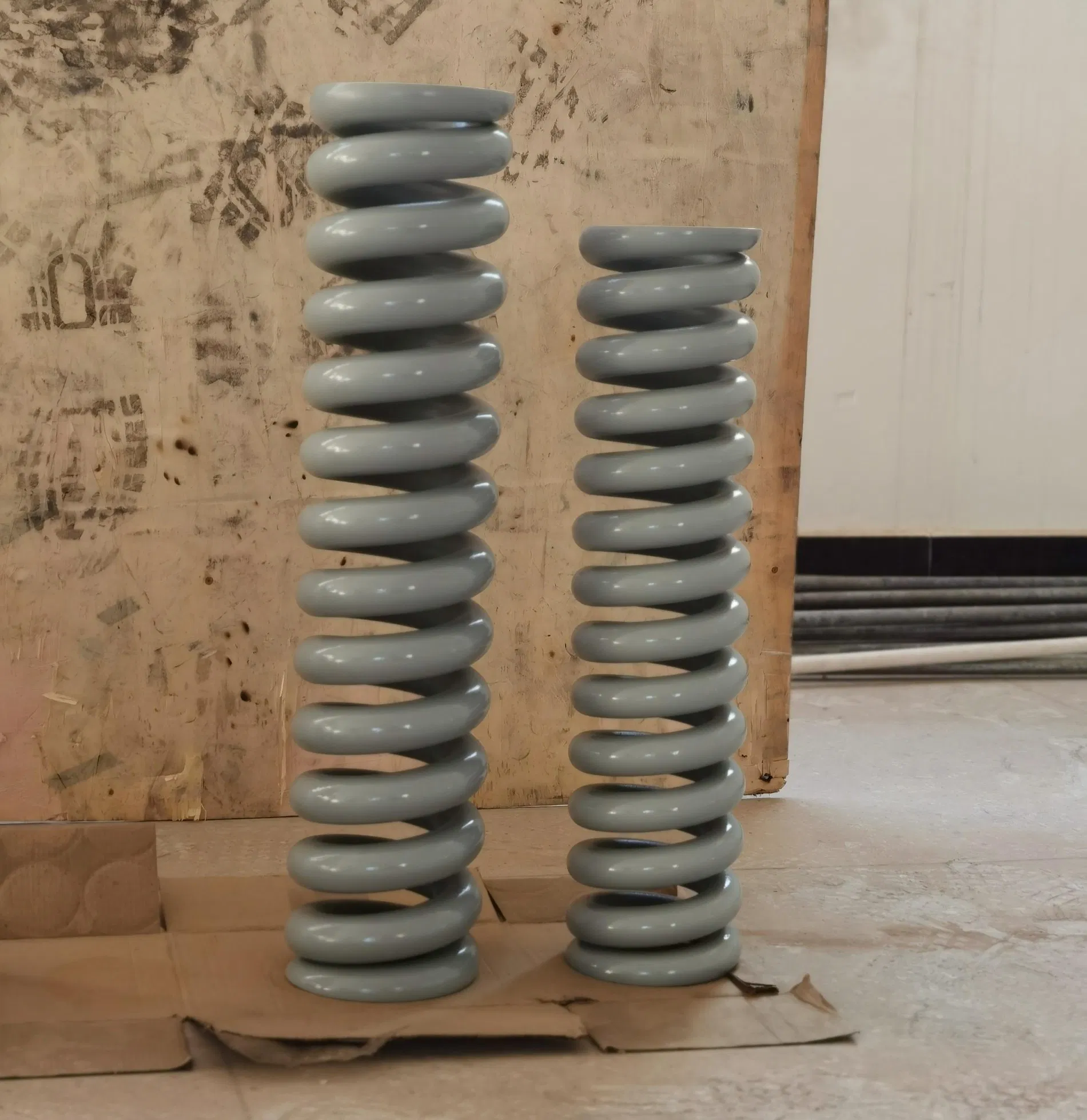 Factory Supplier Customized Entirely Industrial Spiral Compression Spring for Engineering Machinery