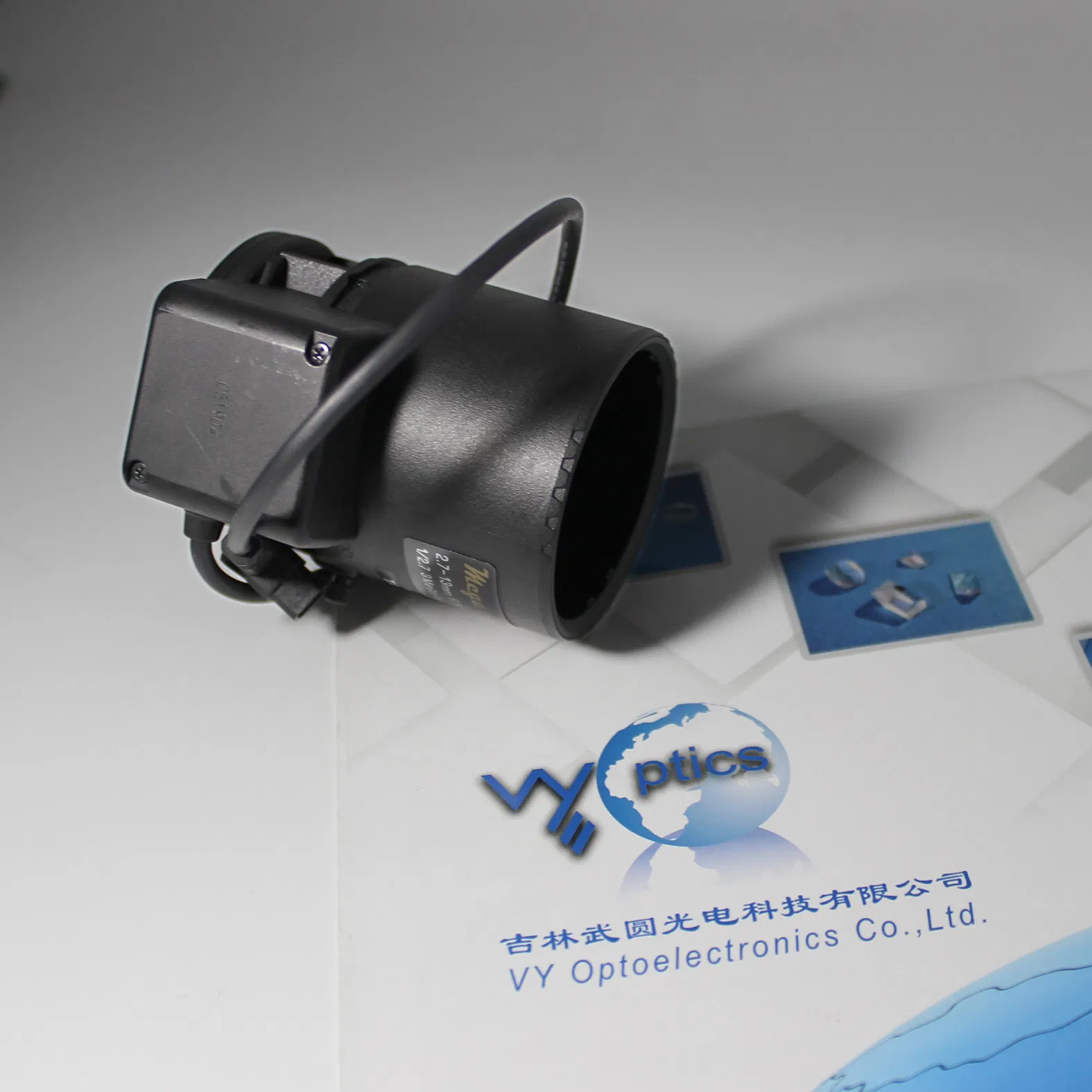 China Supplier Provide Fast Aperture Versatile Tamron Lens