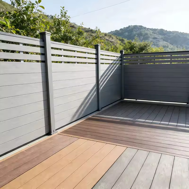 Sun Proof UV Resistant Vinyl Fence Rust Free Anti-Corrosion Aluminum Fencing Wholesale Cheap Fence