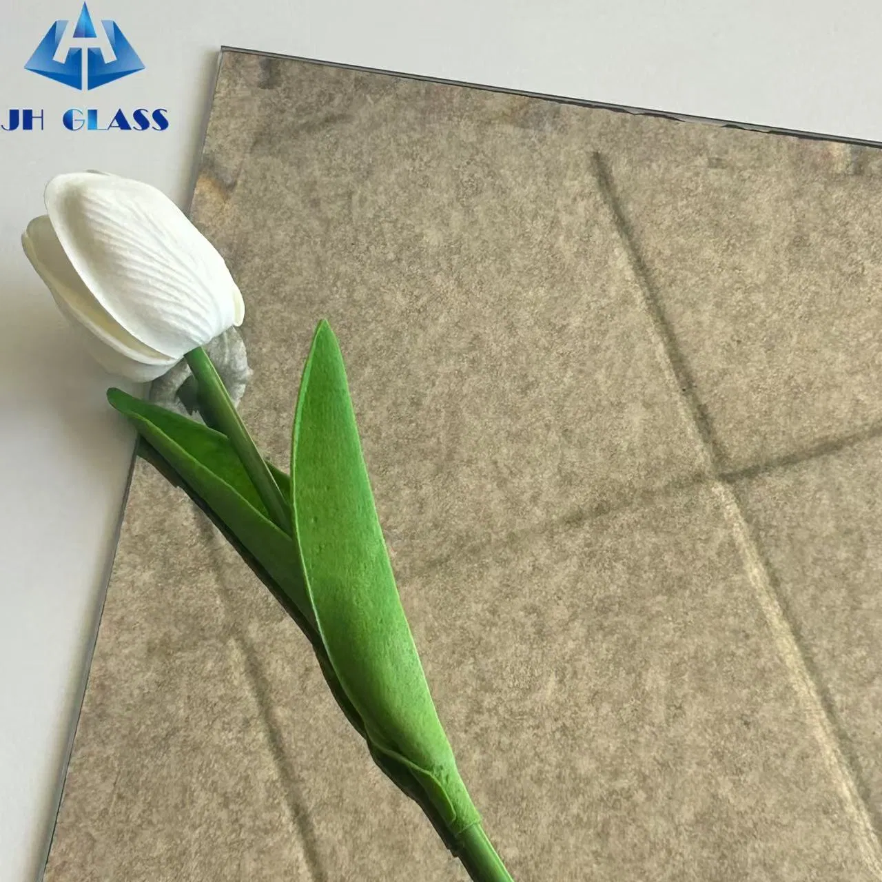 3mm 4mm 5mm 6mm Clear/Color/Aluminium/Silver/Antique/Decorative/Bathroom/ Decorative/Safety/Double Coated Glass Antique Mirror