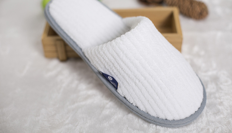 Premium Custom Embroidered Disposable Slippers for Bulk Purchase