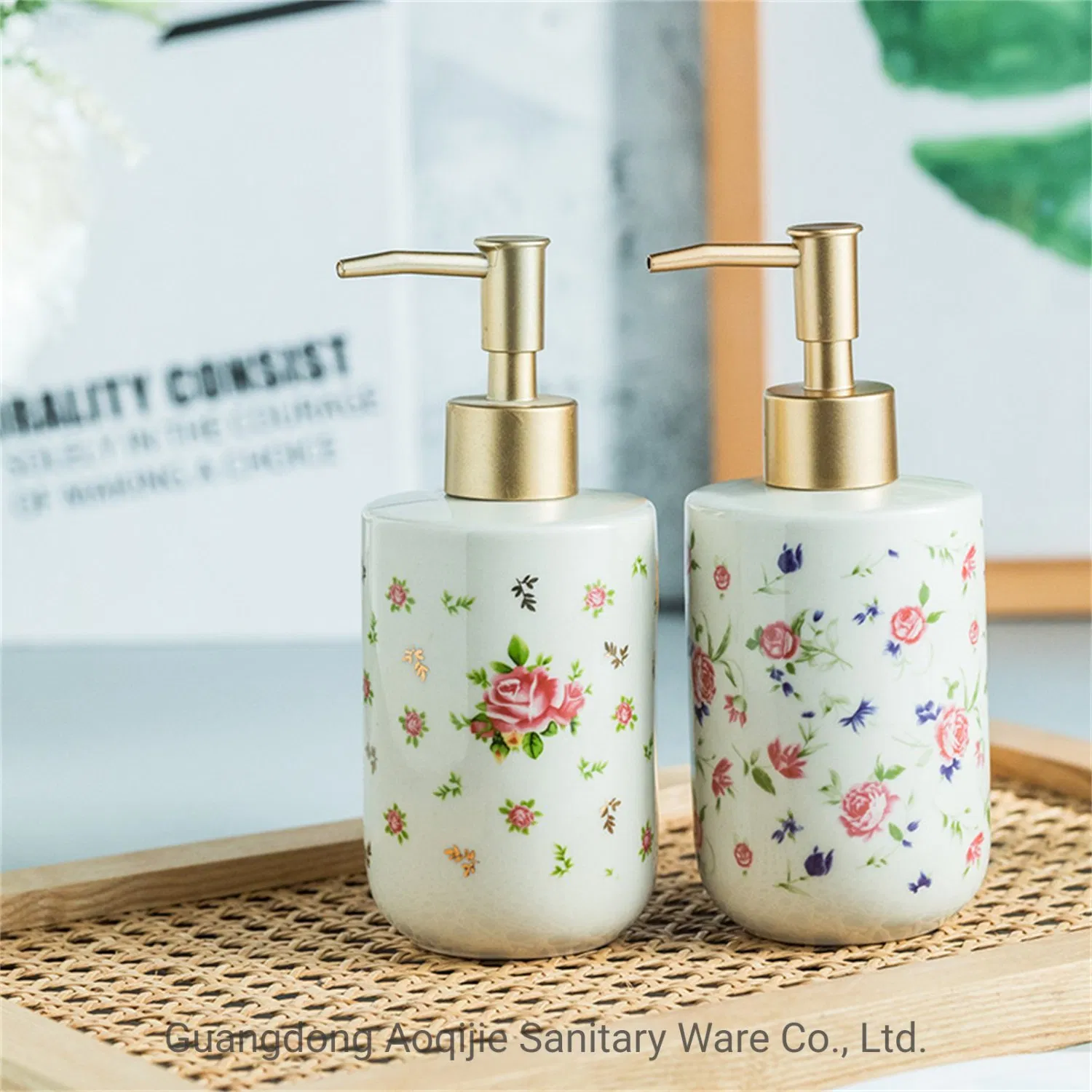 European Style Ins Ceramic Body Wash Bottle Soap Dispenser Big Rose Pattern Nordic White Push Type Liquid Soap Bottle Hand Sanitizer Bottles Rose Patterns 320ml