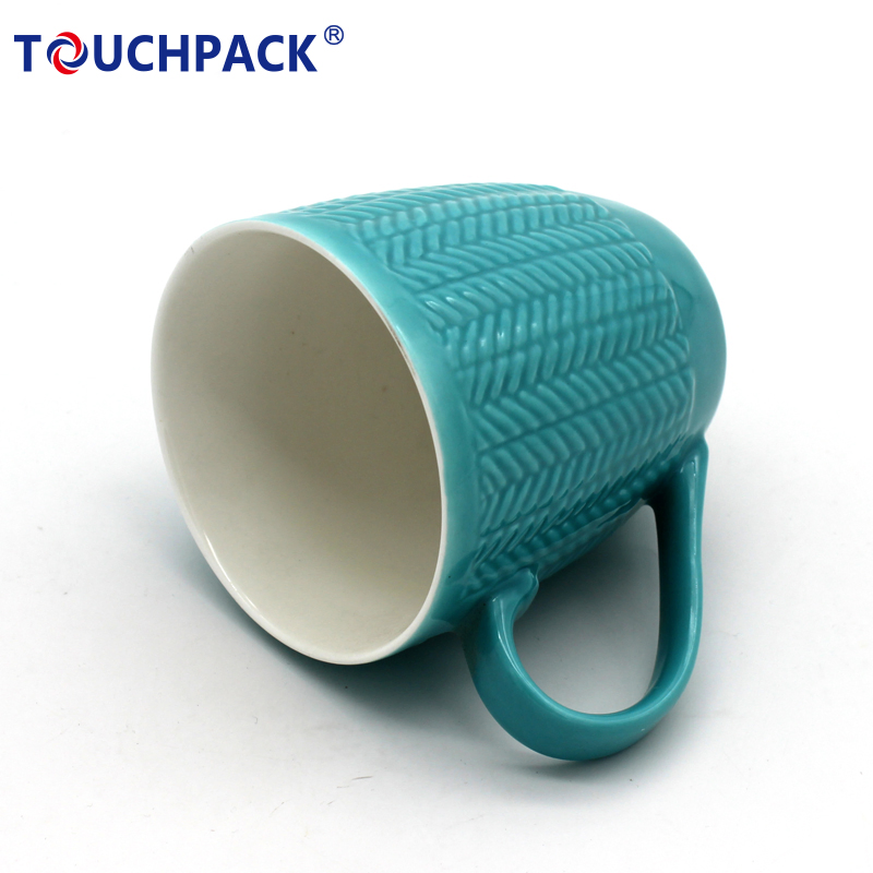 Керамическая кружка с индивидуальным дизайном