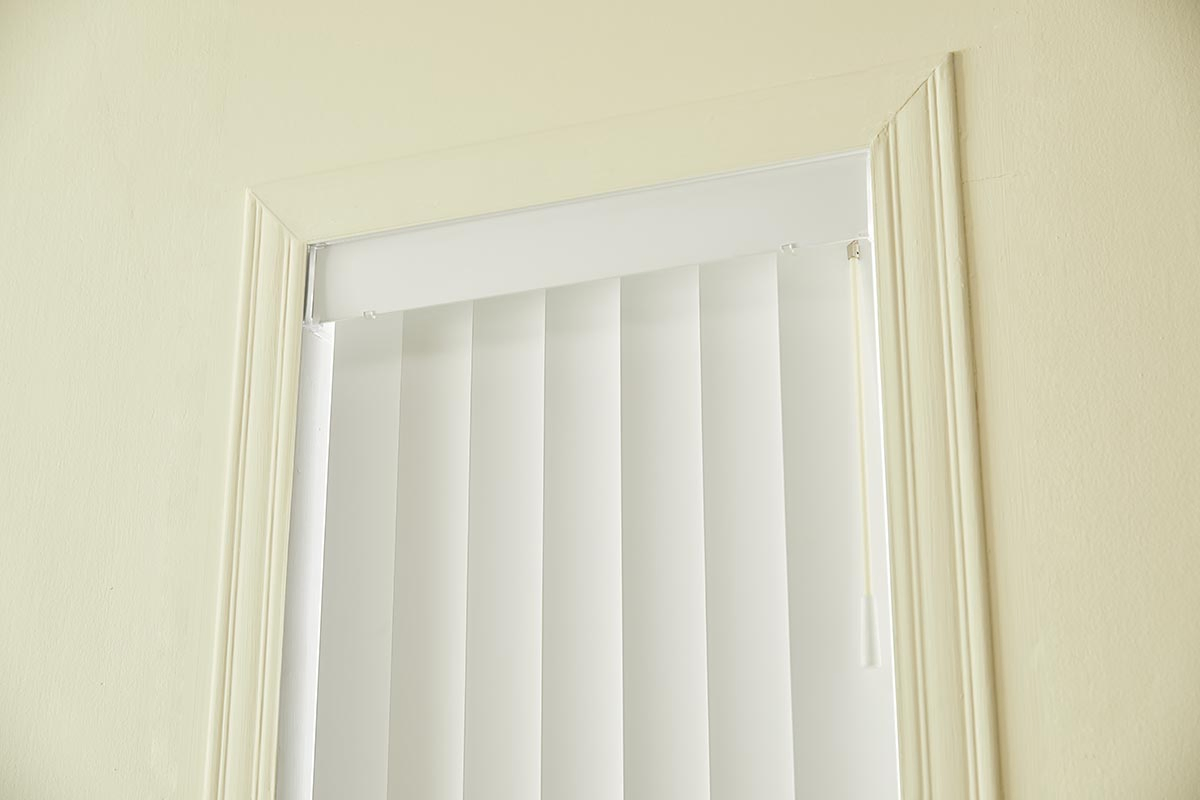 PVC Vertical Blinds Cover Large Windows and Sliding Glass Doors Sasy Operate