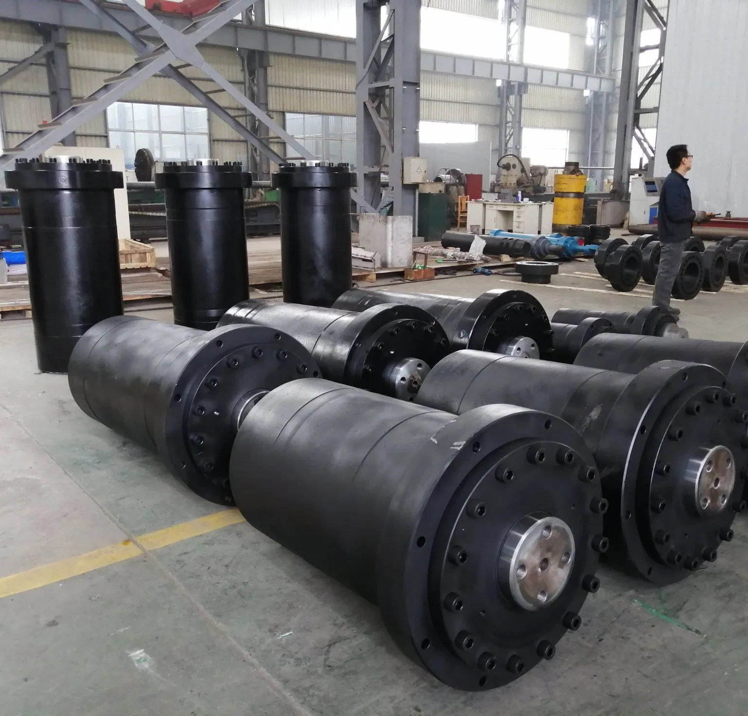 Гидравлический цилиндр 500 тонн одностороннего действия