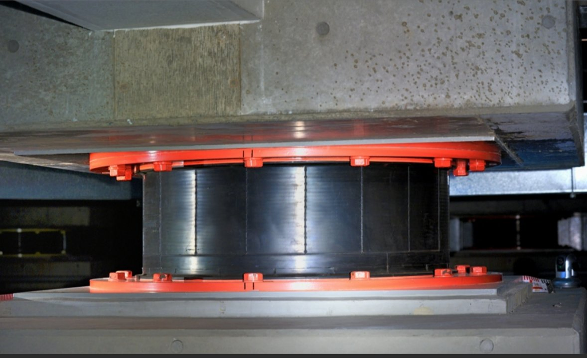 Seismic Resistance Bridge Bearing with Rubber Base Isolators