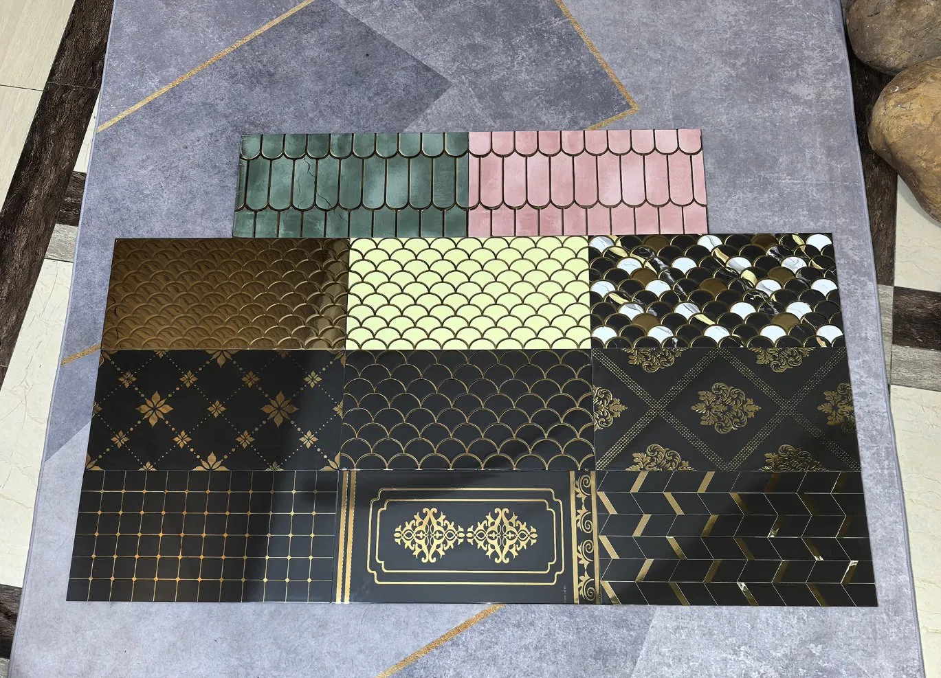 Плитка напольная 30x60 полированная золотая