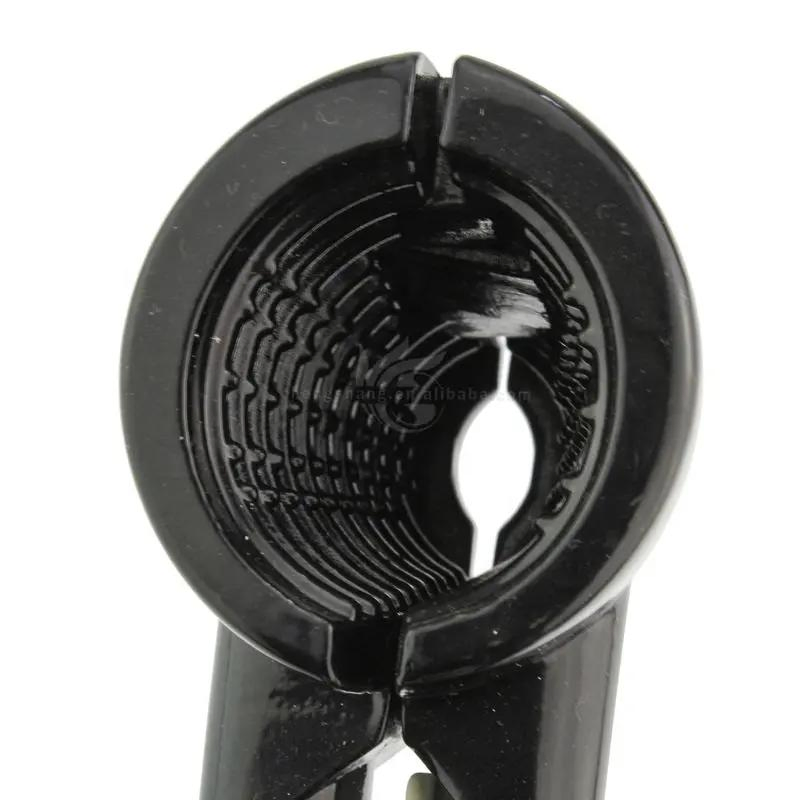 Kitchen Tool Heavy Duty Walnut Cracker for Pecans Hazelnut Walnuts Plier Opener Nut Crackers