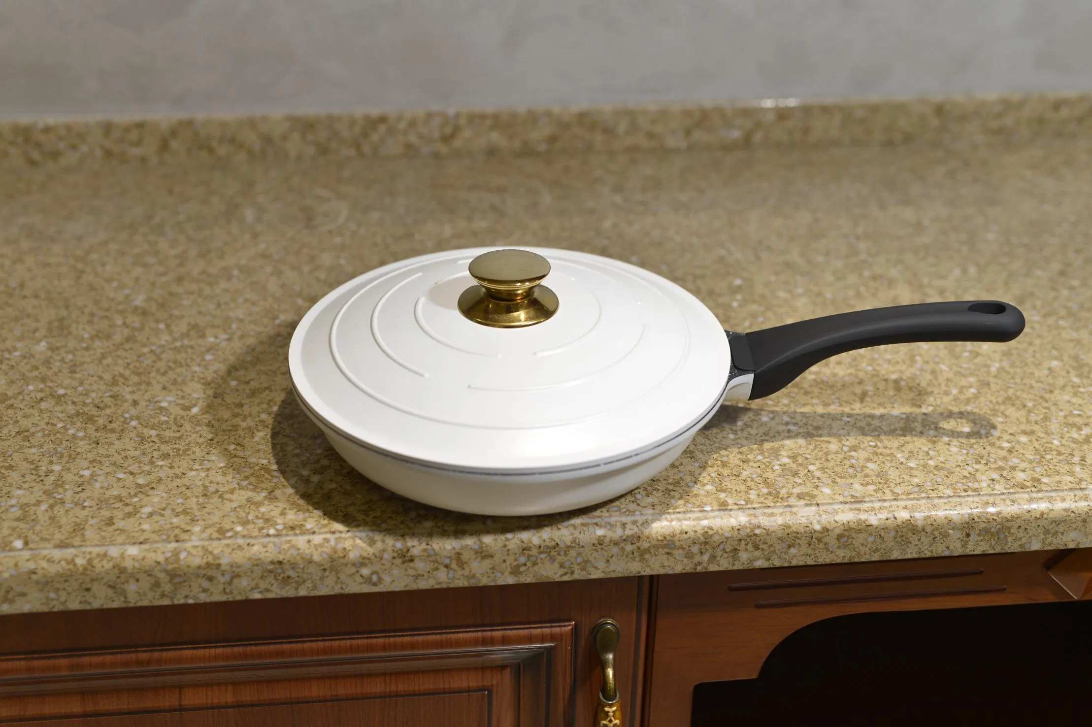 OEM Factory Wholesale 4 PCS White Cooking Casserole Soup Pot Aluminum Cookware Set Kitchen Utensils for Home and Restaurant