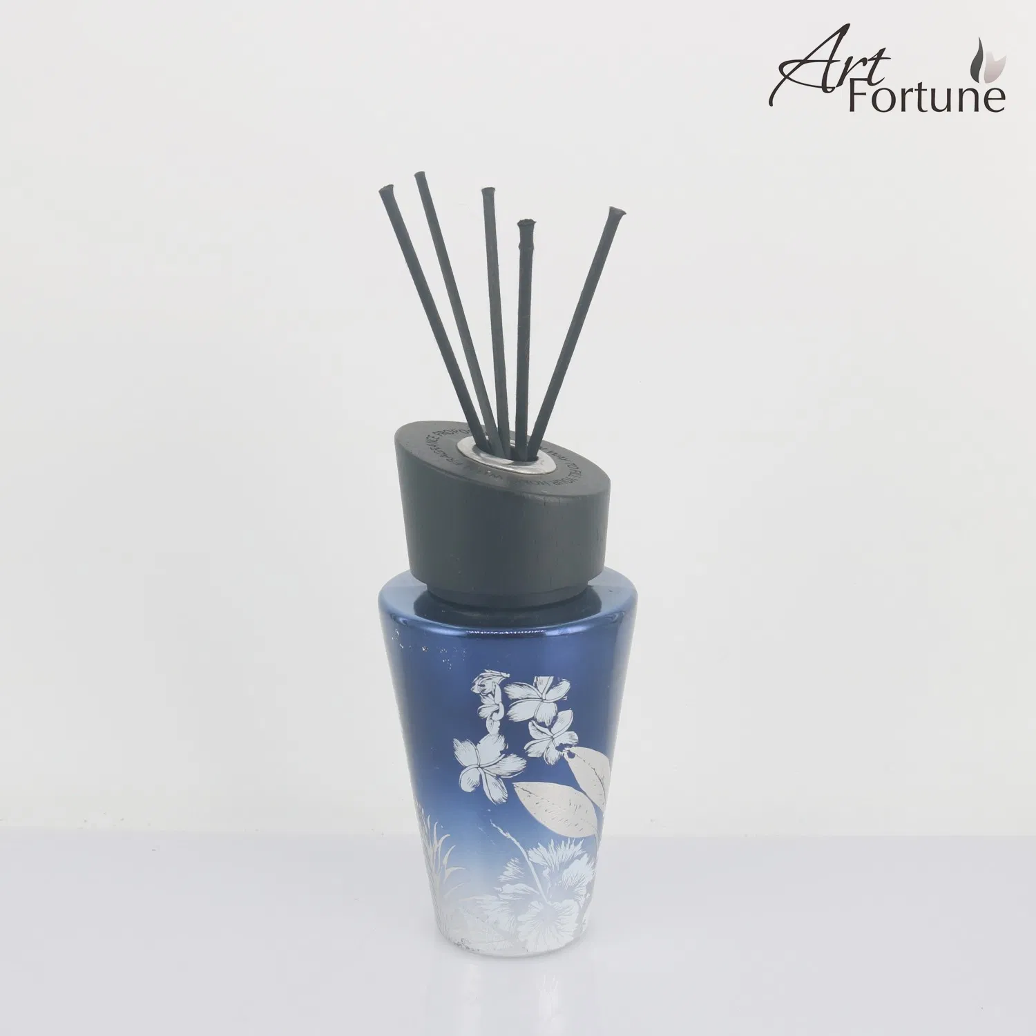 Custom Reed Diffusr with 6 Sticks for Air Freshener