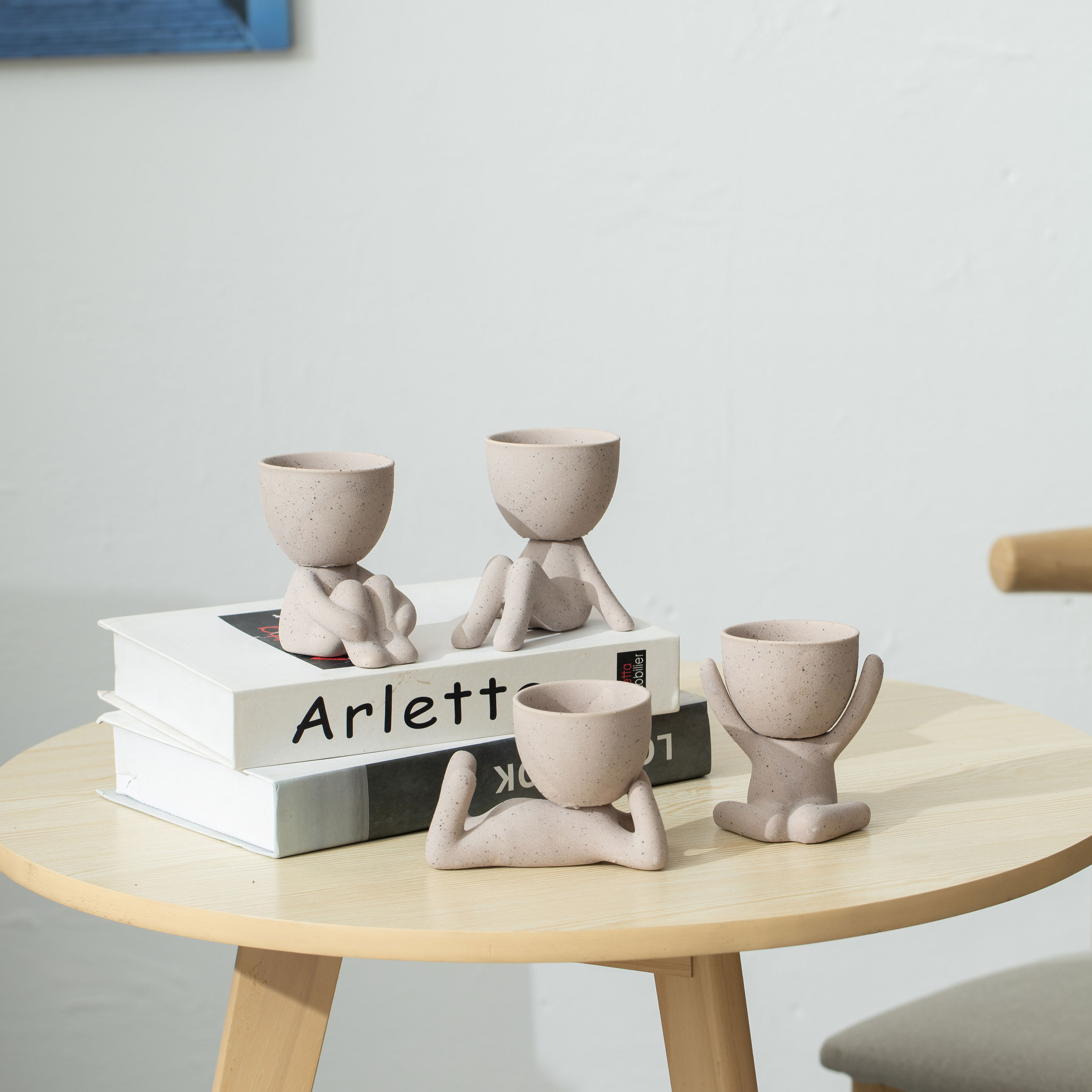 Горшки керамические миниатюрные уличные