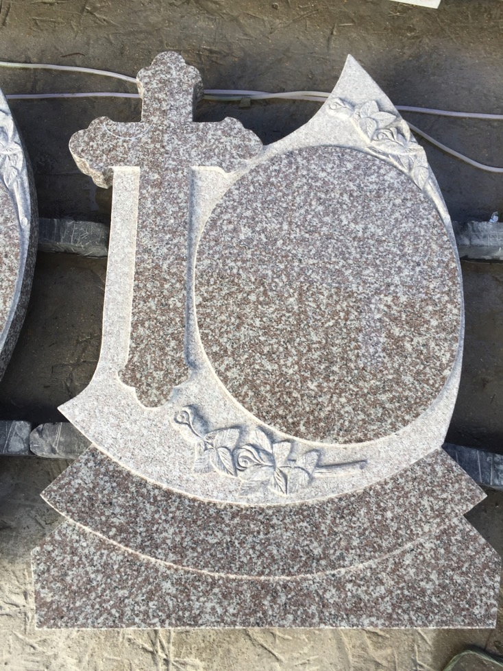 Romania Granite Carving Gravestone Headstone Columnbarium, Slant Beveled Shape Markers Hand Carving, Machine Carving Memorial Monument