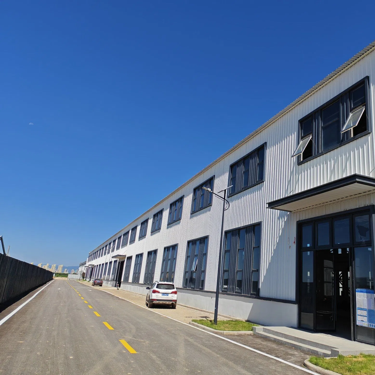 Metal Steel Structure Warehouse / Customized Prefabricated Large Span Steel Structure Buildings